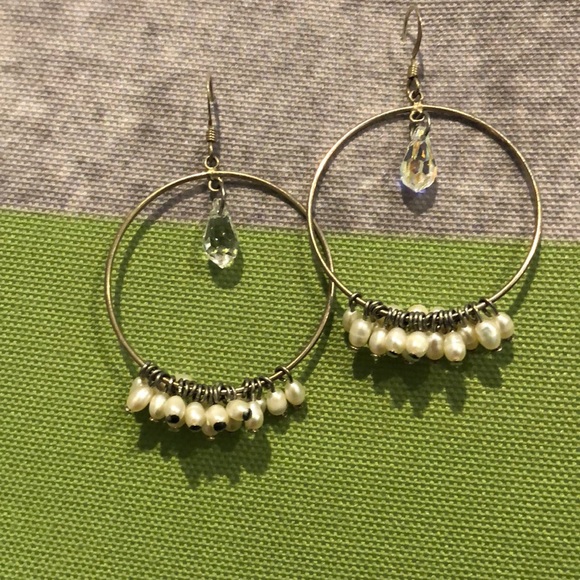 Fresh Water Pearl Hoops - Picture 1 of 4